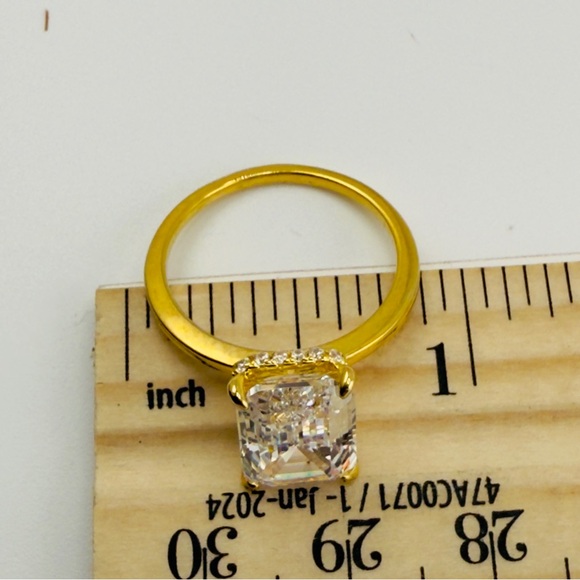 Tanzanite CZ Emerald Cut 4 Karat Solitare Ring .925 Siver Size 7 NEW - Picture 11 of 17